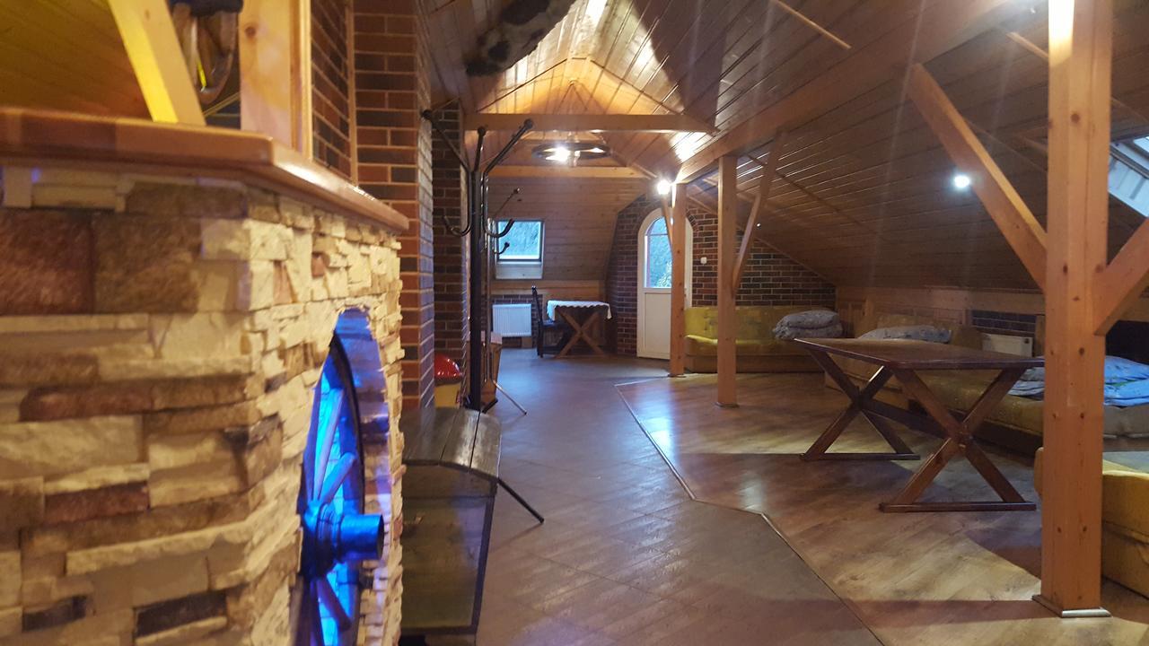 Zajazd Miechus Miechów Exterior foto